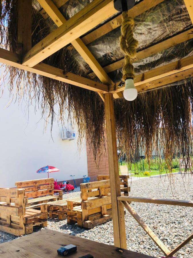 Lovely Villa Уреки Екстериор снимка